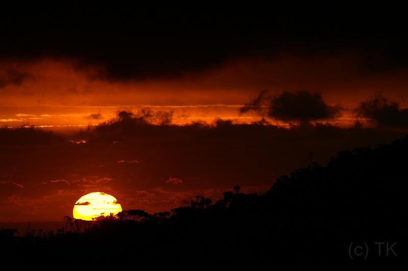PICT93272_090104_Heaphy_2.jpg - Sonnenuntergang an der James Mackay Hut